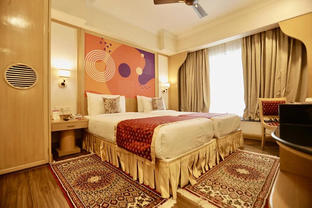 Ira By Orchid Mumbai T-2 International Airport Hotel Exterior photo