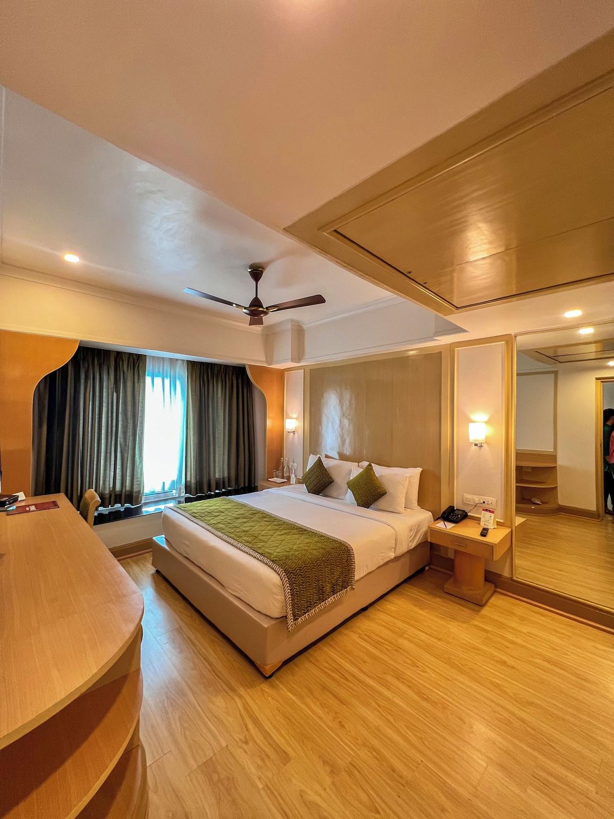 Ira By Orchid Mumbai T-2 International Airport Hotel Exterior photo